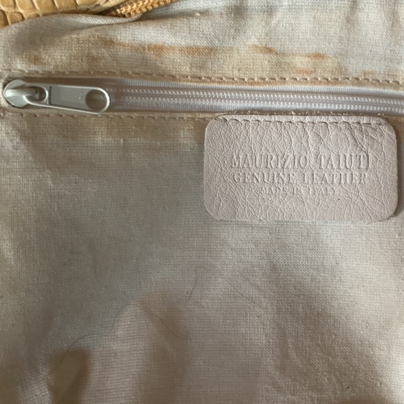 Mauriziou Tahiti Leather Hobo Bag - Picture 4 of 4